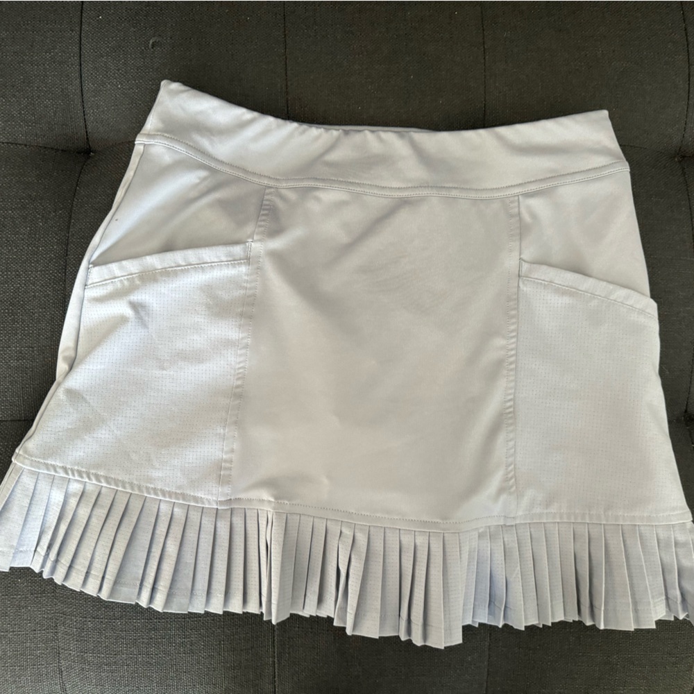Grey athletic tennis skirt